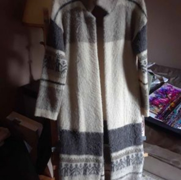 Icewool Sweater Coat Jacket - Picture 2 of 7